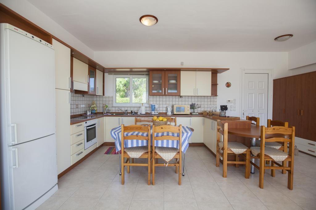 Kamiros Apartment Kalavárda Екстериор снимка